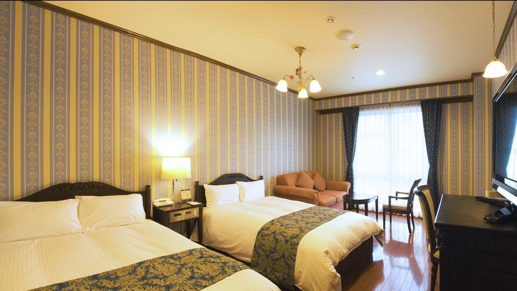 מטסויאמה Old England Dogo Yamanote Hotel חדר תמונה